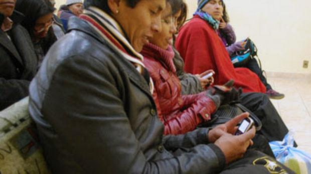 Barrio Digital, sms en Bolivia