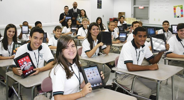 estudiantes tecnología