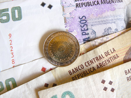 pesos argentinos